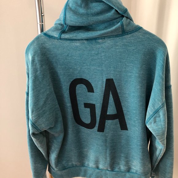 Reebok Sweatshirt - Picture 7 of 9